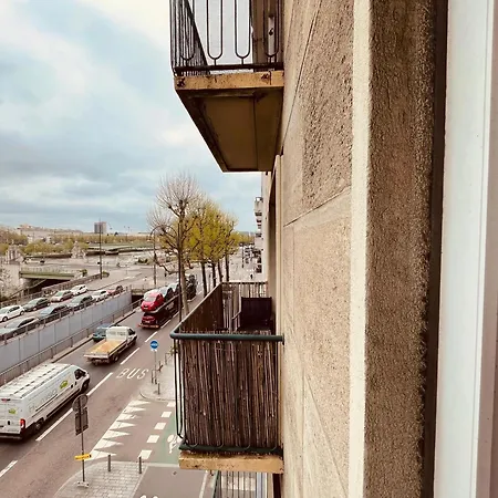 La Brocante Sur La Seine -309 *